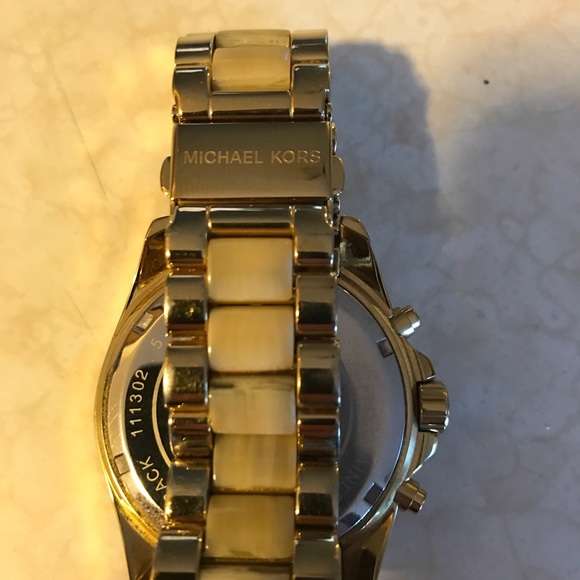 Michael Kors Bradshaw Watch MK 5722 - Picture 4 of 5
